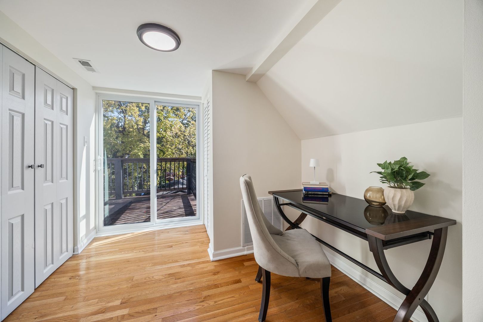 4143 North Drake Avenue Chicago IL 60618