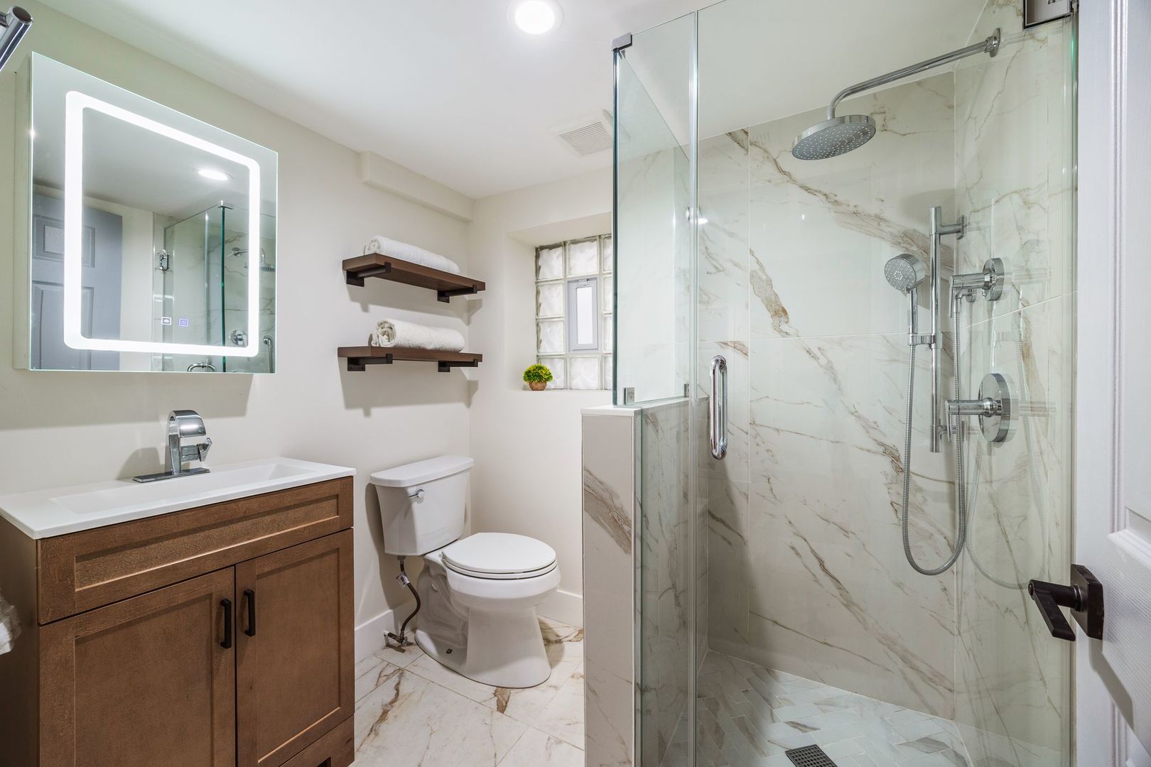 4143 North Drake Avenue Chicago IL 60618