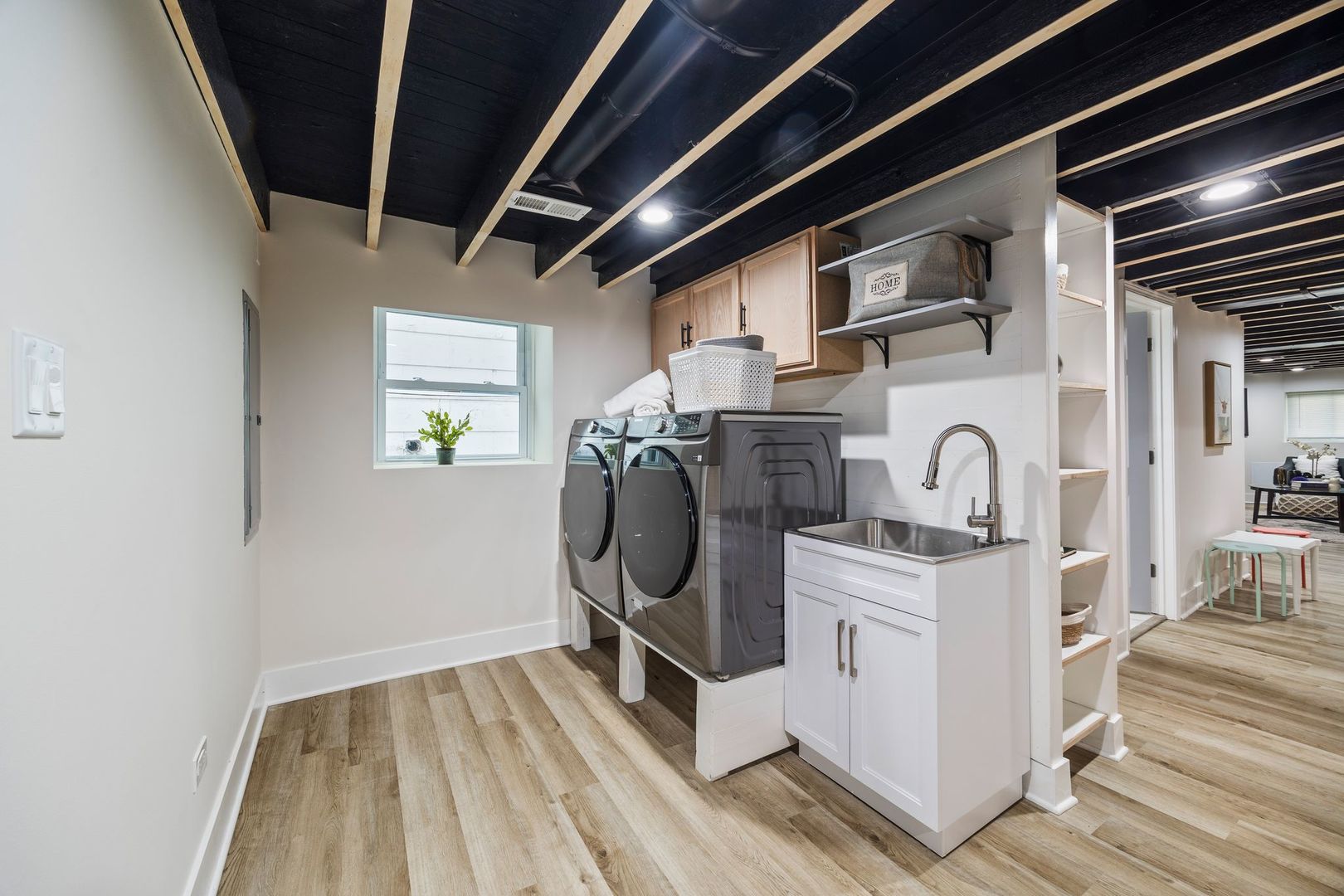 4143 North Drake Avenue Chicago IL 60618