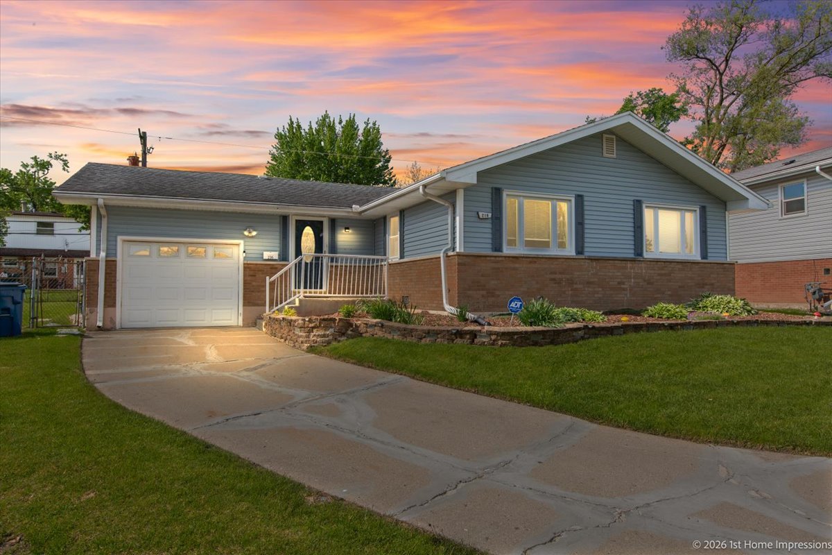 216 Leonard Street Chicago Heights IL 60411
