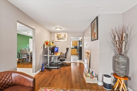 216 Leonard Street Chicago Heights IL 60411