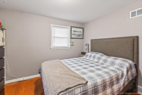 216 Leonard Street Chicago Heights IL 60411