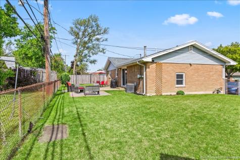 216 Leonard Street Chicago Heights IL 60411