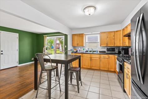 216 Leonard Street Chicago Heights IL 60411