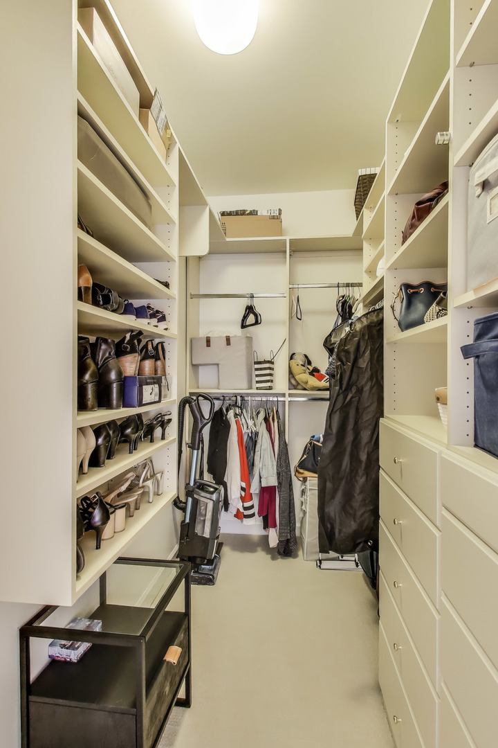 19 West 15th Street Chicago IL 60605