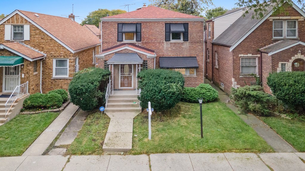 10231 South Rhodes Avenue Chicago IL 60628