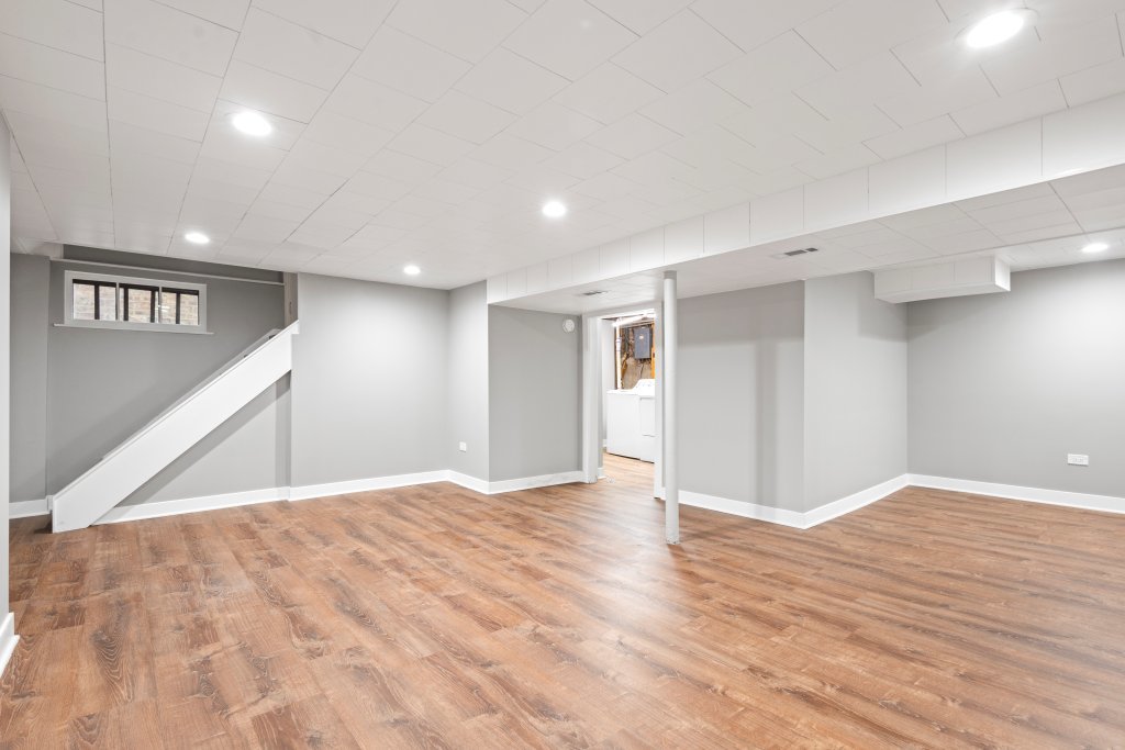 10231 South Rhodes Avenue Chicago IL 60628