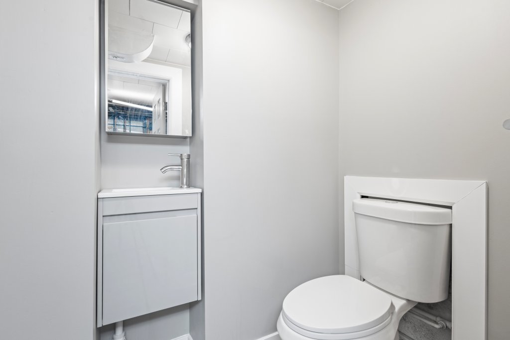 10231 South Rhodes Avenue Chicago IL 60628