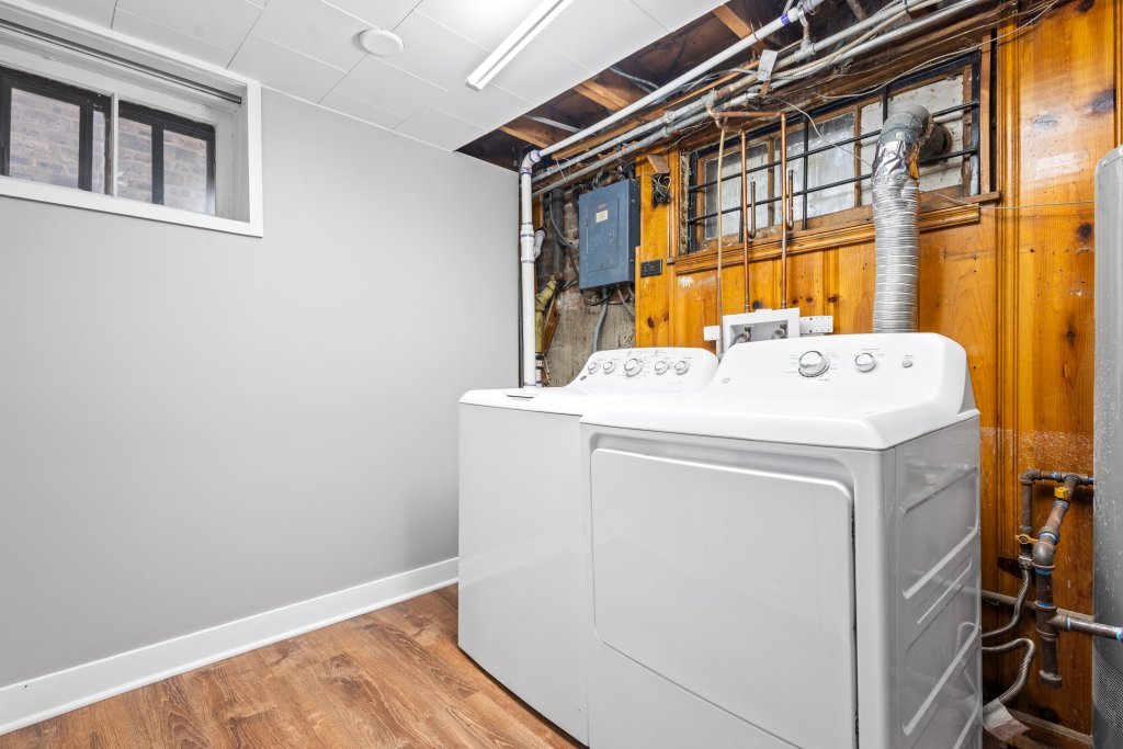 10231 South Rhodes Avenue Chicago IL 60628