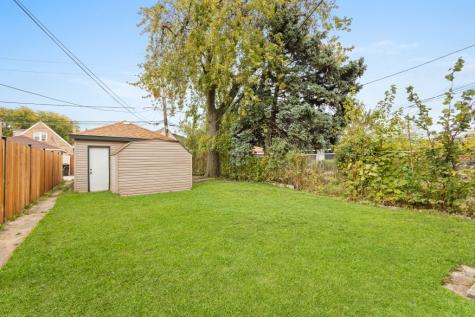 10231 South Rhodes Avenue Chicago IL 60628