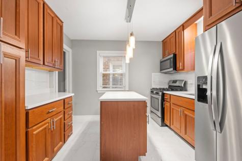 10231 South Rhodes Avenue Chicago IL 60628