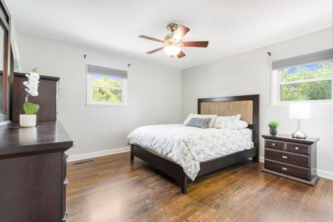 14858 Parkside Avenue Oak Forest IL 60452