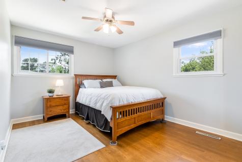 14858 Parkside Avenue Oak Forest IL 60452
