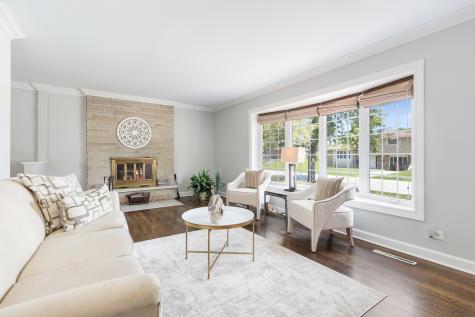 14858 Parkside Avenue Oak Forest IL 60452