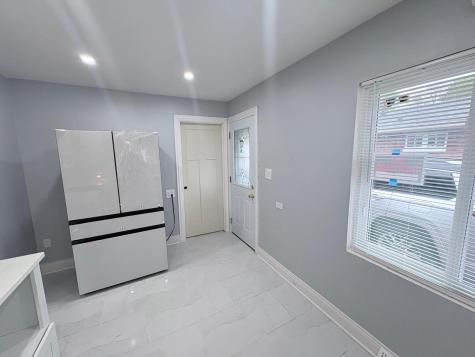 16438 Honore Avenue Markham IL 60428