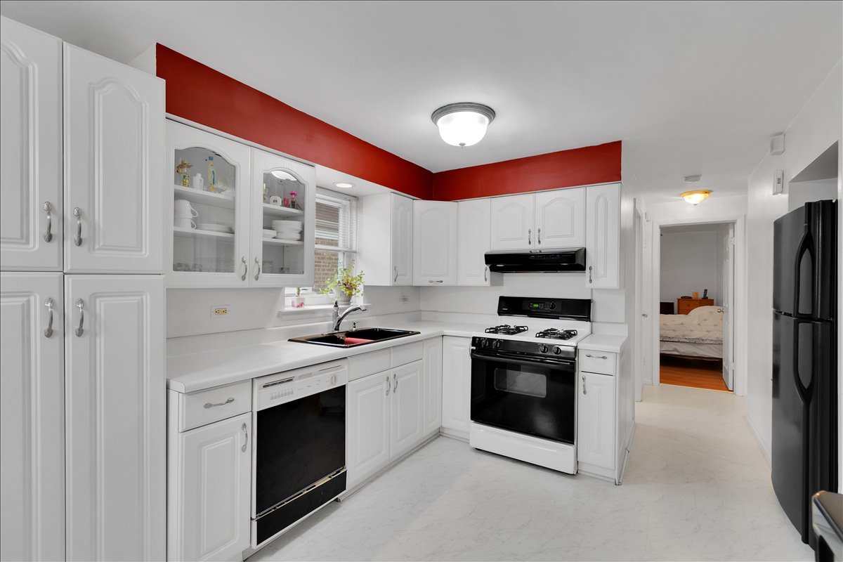 4317 South Keating Avenue Chicago IL 60632