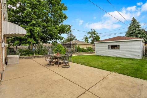4317 South Keating Avenue Chicago IL 60632