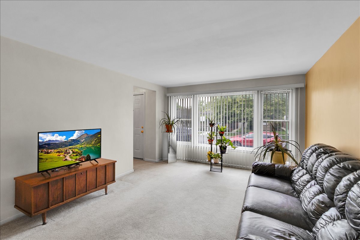 4317 South Keating Avenue Chicago IL 60632