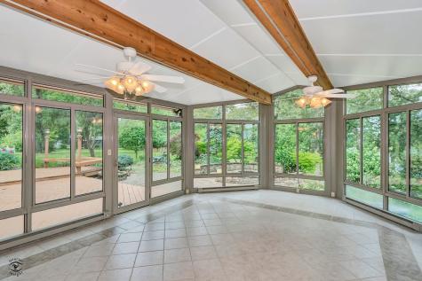 864 Ash Drive St. Anne IL 60964