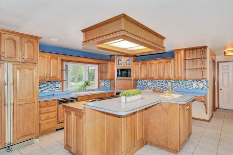 864 Ash Drive St. Anne IL 60964
