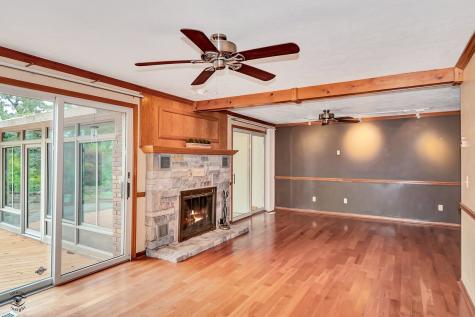 864 Ash Drive St. Anne IL 60964