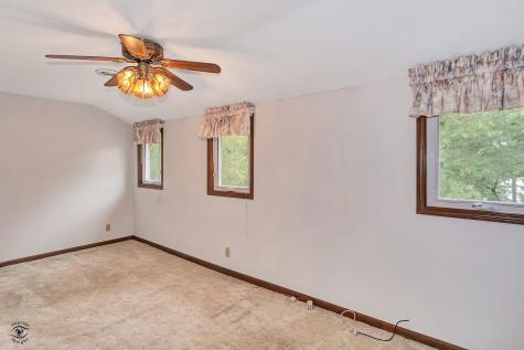 864 Ash Drive St. Anne IL 60964
