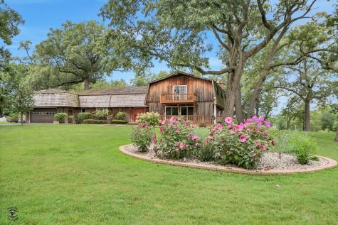 864 Ash Drive St. Anne IL 60964