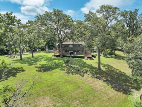 864 Ash Drive St. Anne IL 60964