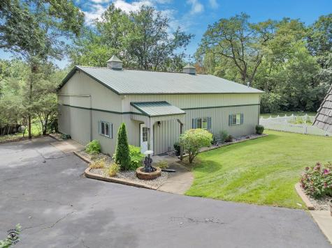 864 Ash Drive St. Anne IL 60964