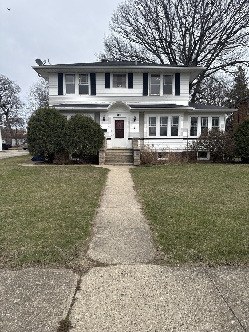 1425 Lincoln Street North Chicago IL 60064