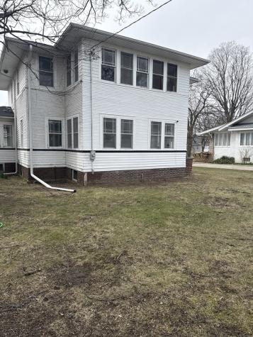 1425 Lincoln Street North Chicago IL 60064