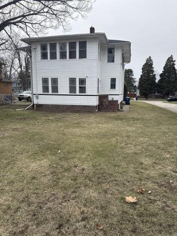 1425 Lincoln Street North Chicago IL 60064