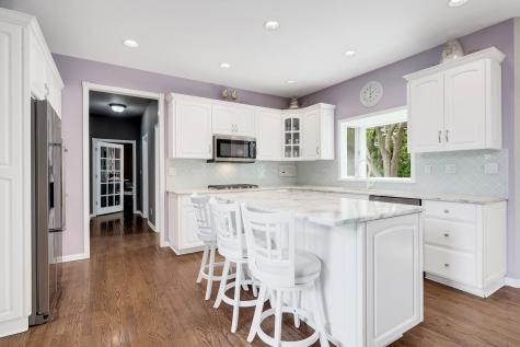 6714 Sweetbriar Lane Darien IL 60561