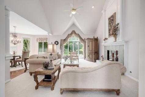 6714 Sweetbriar Lane Darien IL 60561