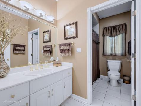 6714 Sweetbriar Lane Darien IL 60561