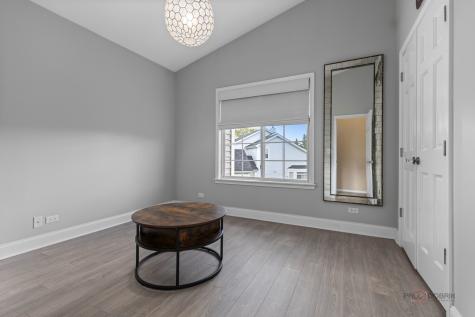 2203 Miramar Court Buffalo Grove IL 60089