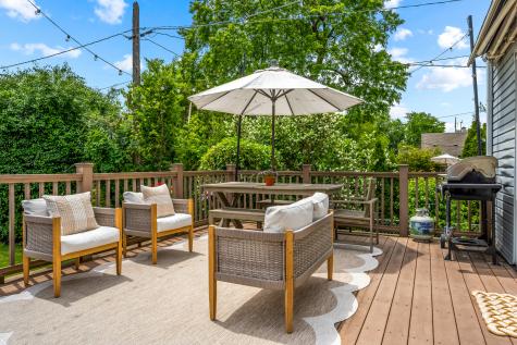 1325 East Walnut Avenue Des Plaines IL 60016
