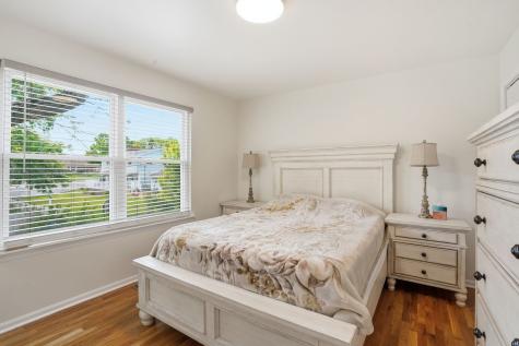 6212 Leonard Avenue Downers Grove IL 60516