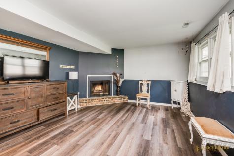 11402 Halma Lane Woodstock IL 60098