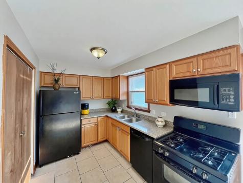 19202 Sherman Street Lansing IL 60438