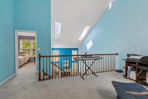 9038 Delphia Avenue Des Plaines IL 60016
