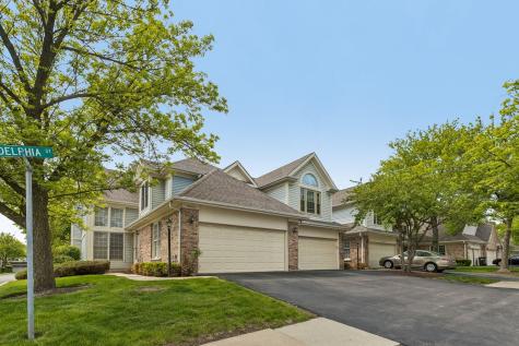 9038 Delphia Avenue Des Plaines IL 60016