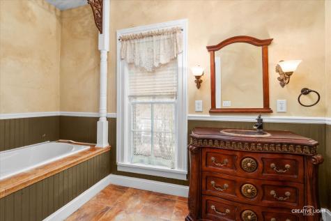 21 North Lincoln Street Batavia IL 60510