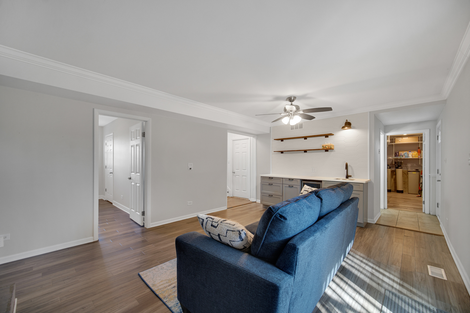 2S111 Churchill Lane Glen Ellyn IL 60137