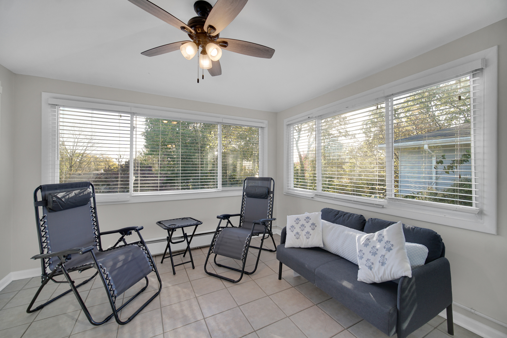 2S111 Churchill Lane Glen Ellyn IL 60137