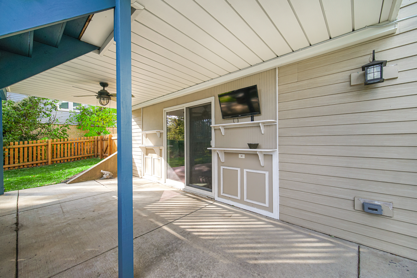 2S111 Churchill Lane Glen Ellyn IL 60137