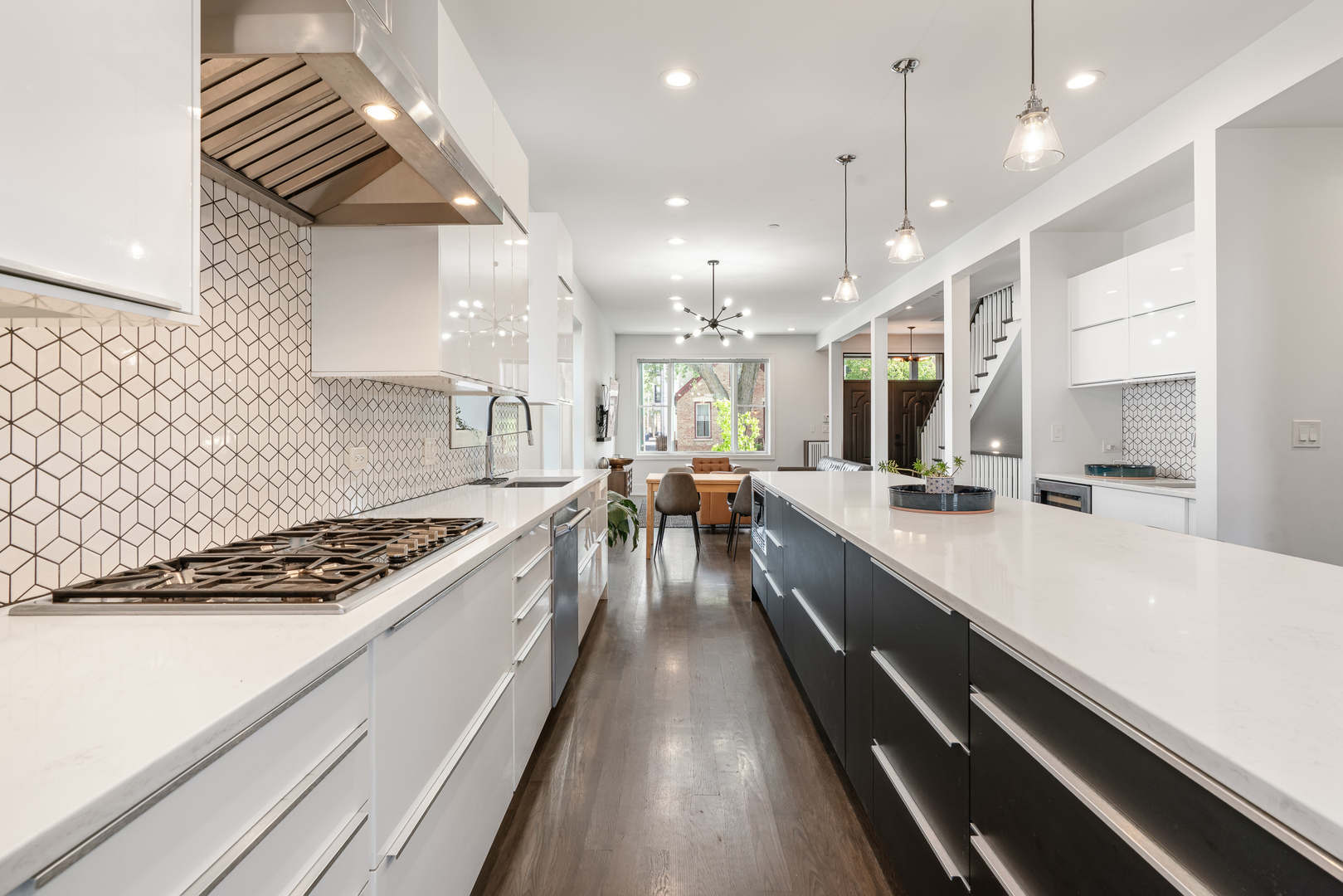 2312 West Charleston Street Chicago IL 60647