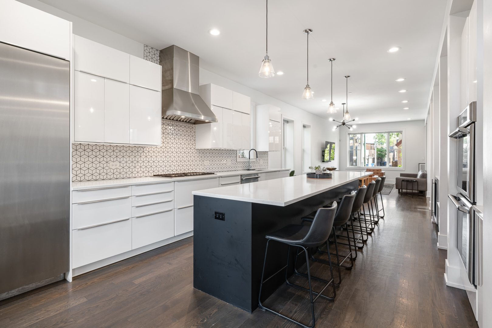 2312 West Charleston Street Chicago IL 60647