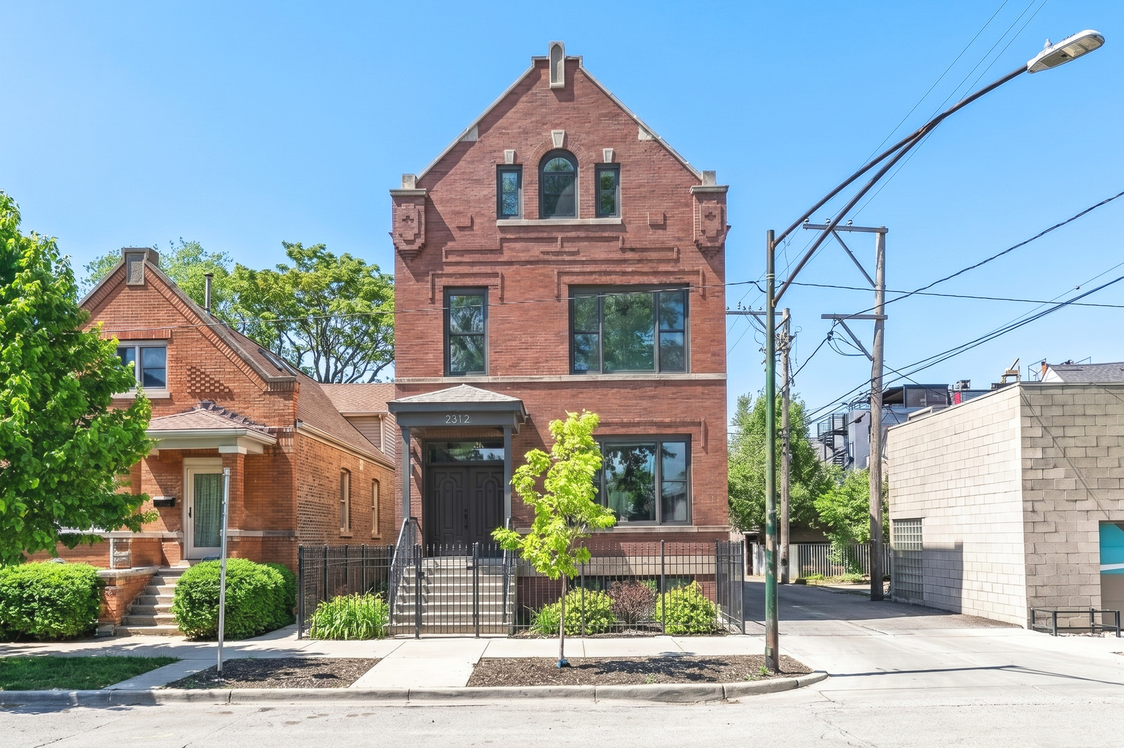 2312 West Charleston Street Chicago IL 60647