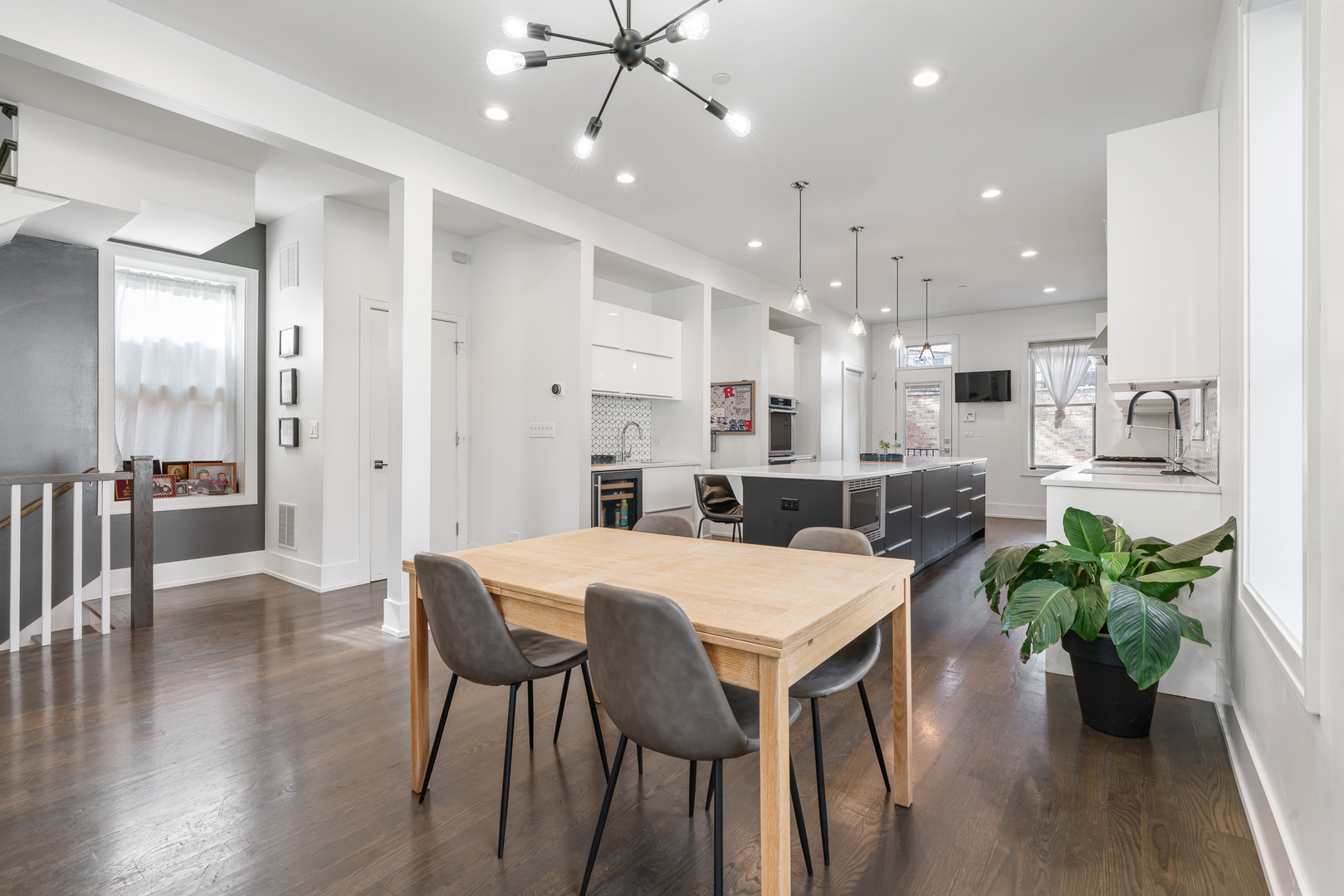 2312 West Charleston Street Chicago IL 60647